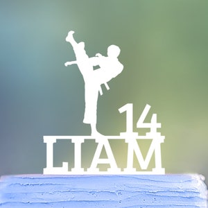 Birthday Cake Toppers – Personalized Martial Arts Decorations for Taekwondo, Kung Fu, and Karate Fans