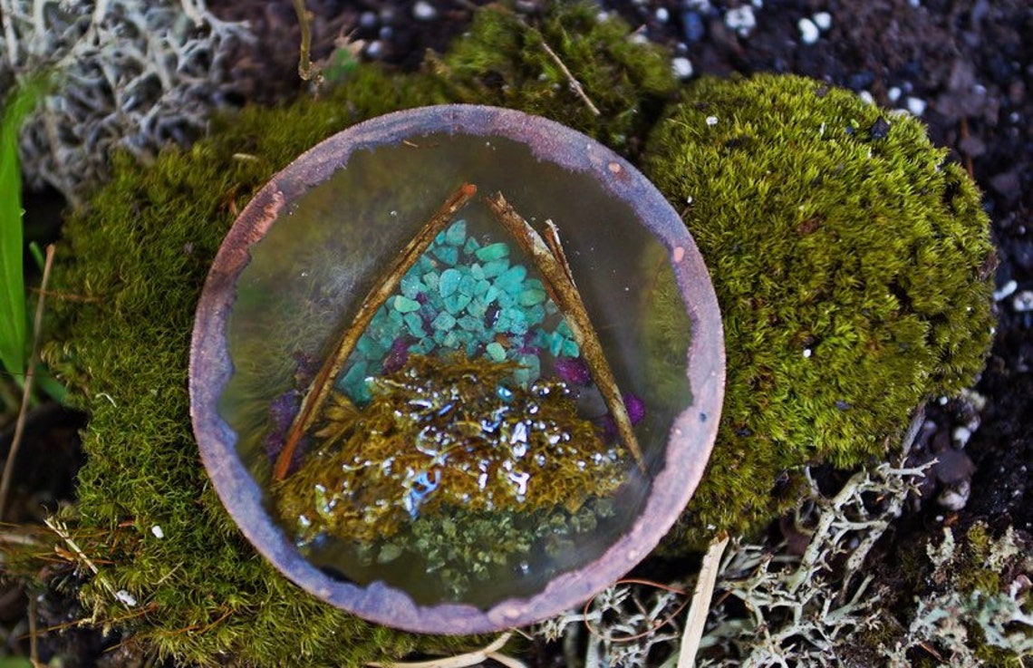 A Walk in the Woods Nature & Crystals Resin and Copper Dome Etsy