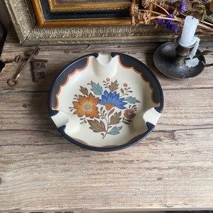 Flora Gouda Plateel Holland - Hand Painted Decorative Pottery Ashtray - Retro Barware - Flora Gouda Bowl 967
