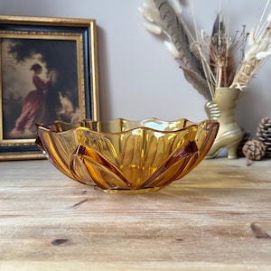 Art Deco Amber Glass Fruit Bowl - Vintage Home Decor Serving Bowl