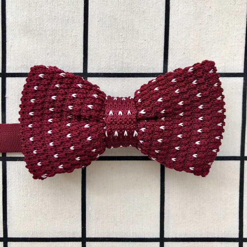 Knitted bow tie in different colours