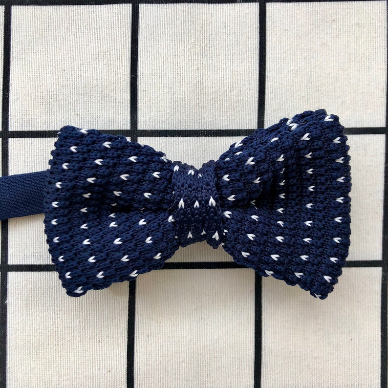Knitted bow tie in different colours