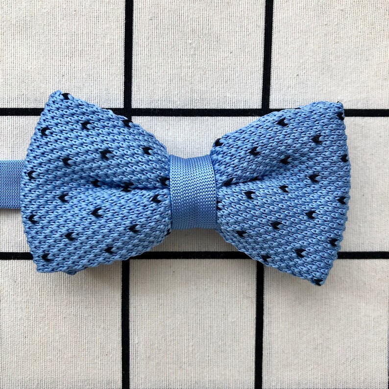 Knitted bow tie in different colours