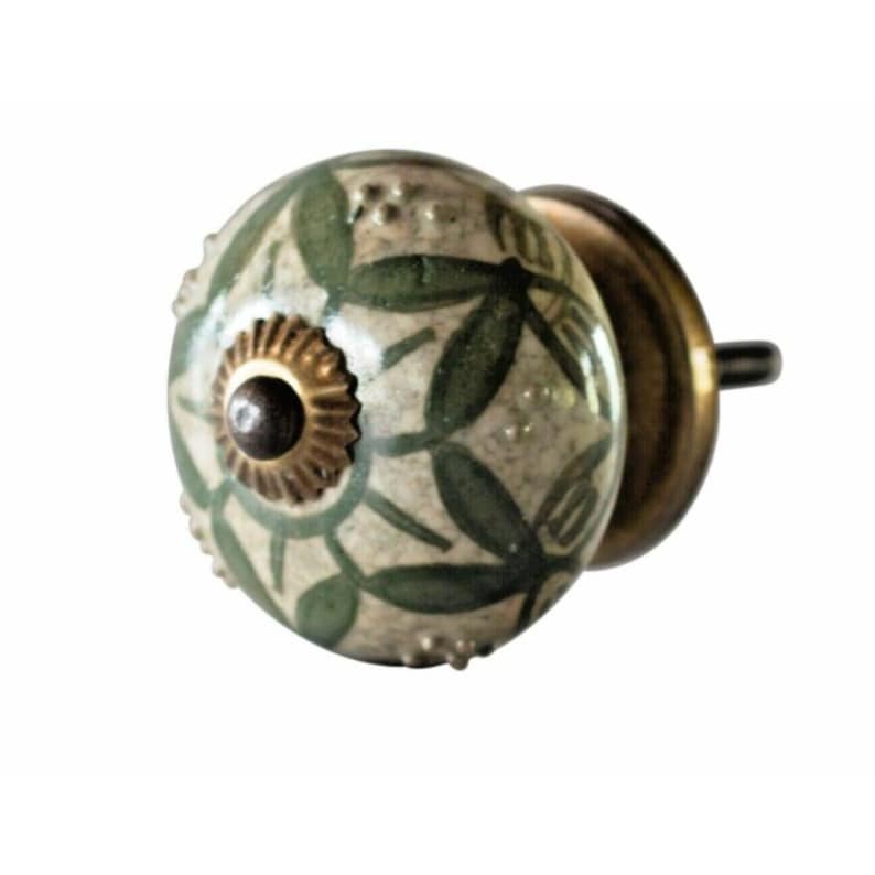 door knobs, cabinet knobs, upcycling, furniture decor, green, draw pulls, home improvement, door handles, cupboard doors, home decor,