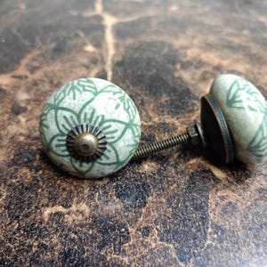 Vintage Style Green Ceramic Door Drawer Knobs Handle Ceramic knobs Hand painted Knob Vintage knobs