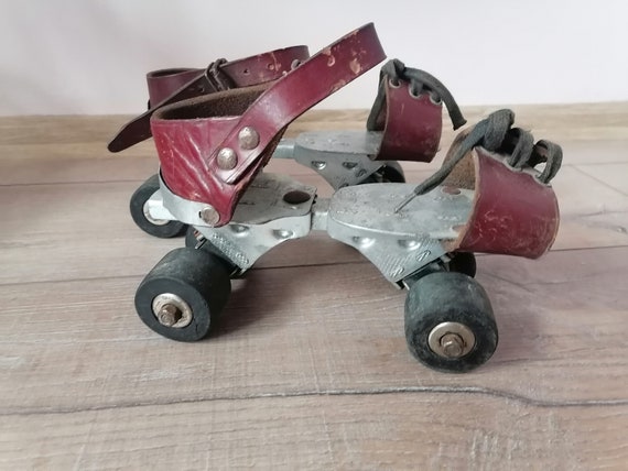デッドストック 1970'S ヴィンテージ サッカニー ローラースケート