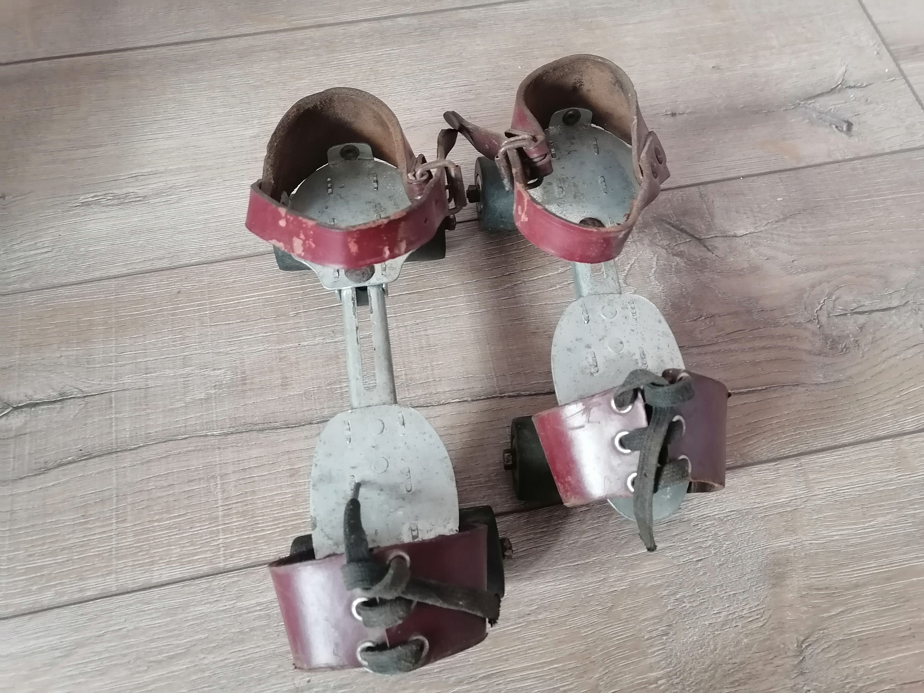 ヴィンテージメタルローラースケート、調節可能な子供用スケート、1960