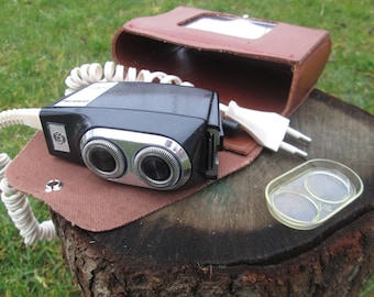 Vintage USSR Electric Shaver, Harkiv 1960s, with Case