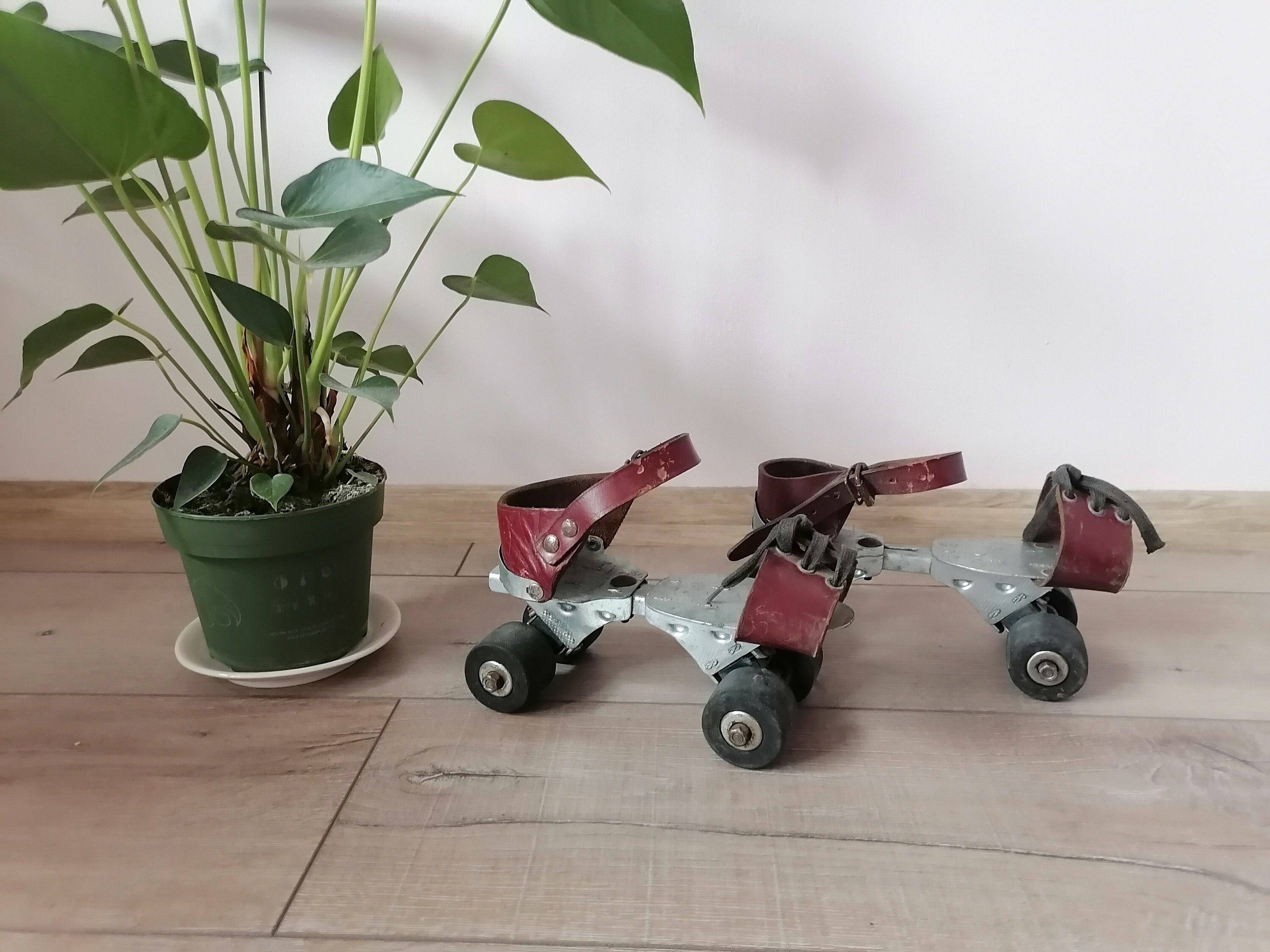 ヴィンテージメタルローラースケート、調節可能な子供用スケート、1960