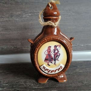 Petite fiole en céramique, fiole décorative, akrt folklorique en céramique, fiole décorative vintage, souvenir bulgare en céramique, petite bouteille en céramique, cadeau