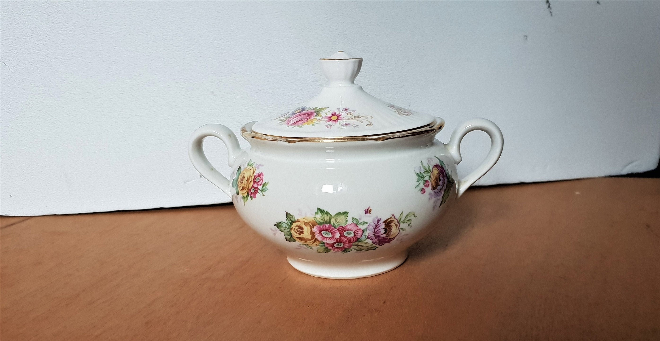 Sucrier ou Bonbonnière en Porcelaine Véritable de France - Sucrier Shabby Chic