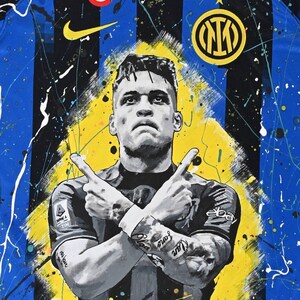 Maglia Inter Lautaro Martinez dipinta a mano & poster image 3