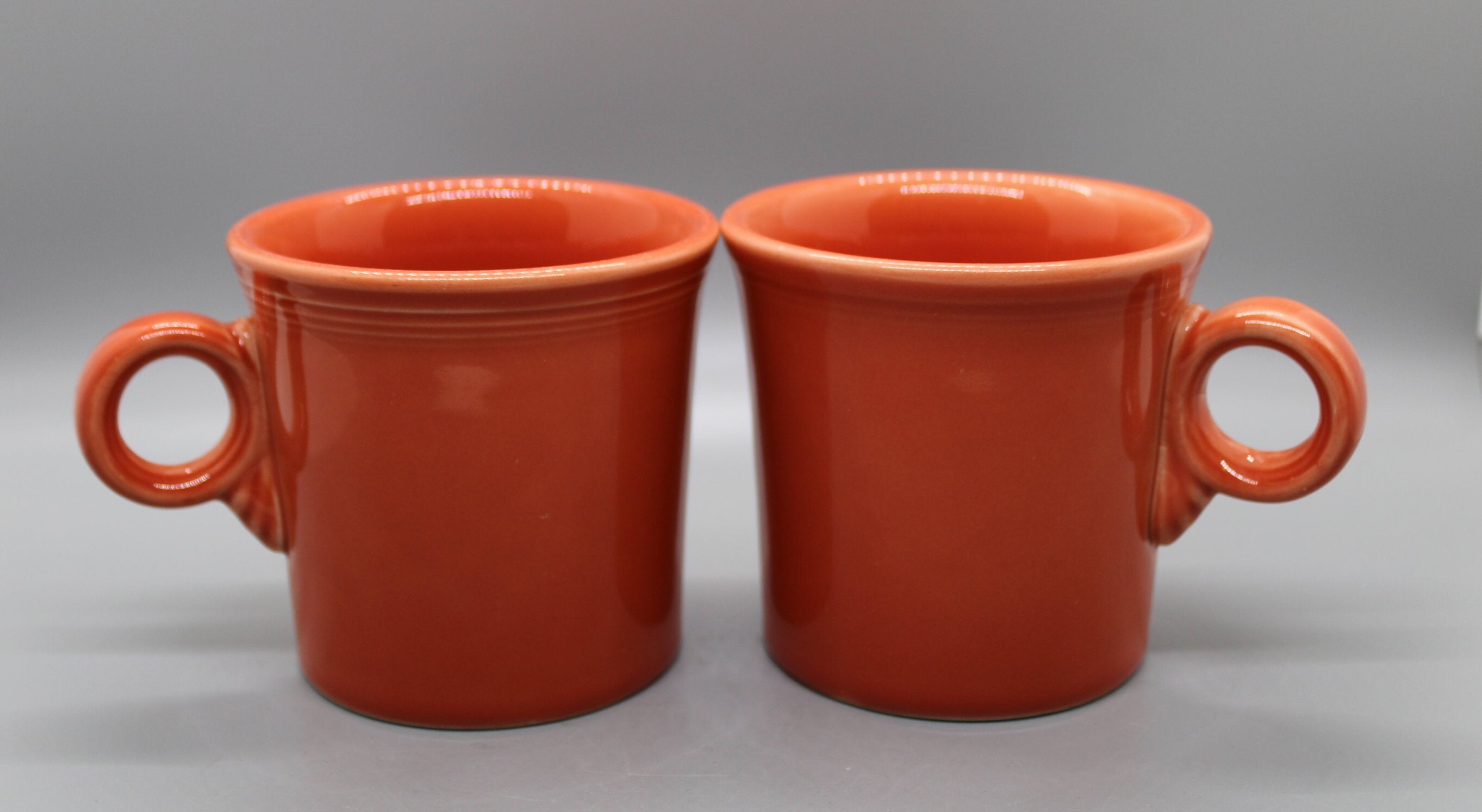 【ラッピング無料】 Two of Set Ware Fiesta Vintage Post Handle Ring Poppy 86 洋書