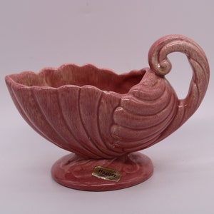 Vintage Haeger Planter, Handled, Footed Sea Shell Form, Beautiful Pink And White With Scalloped Rim, Marked Haeger, Free Priority Shipping