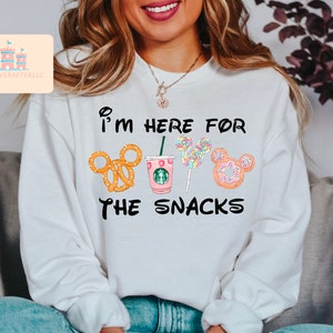 Disney Snack Shirt I'm Here For The Snacks Shirt| Disney Shirt| Magic Kingdom Shirt| Unisex Fit, familie matching shirt, foodie shirt