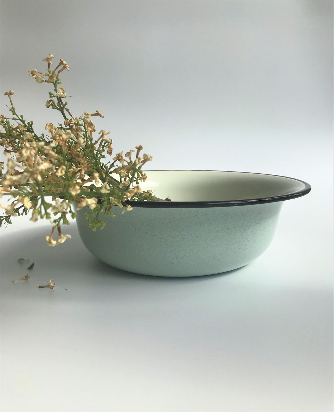 Vintage enamel bowl old metal bowl Etsy