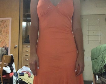 orange party outfit