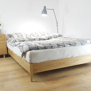 Solid oak bed frame - a timeless design available in four sizes (from 140 cm to 200 cm).