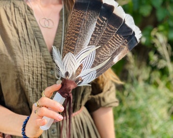 Abanico de Oración de Selenita - Energía Femenina Tierra