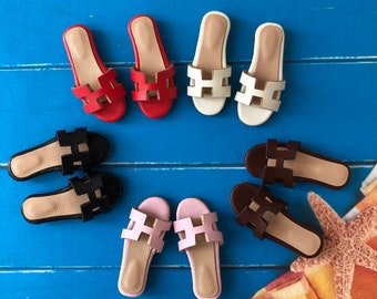 black h sandals