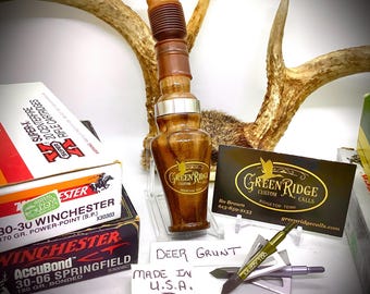 Llamada de ciervo Walnut SKU#DG-190 Hecha a mano por Bo Brown de Greenridge Custom Calls.