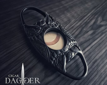 The Cobra Cigar Cutter in Matte Black