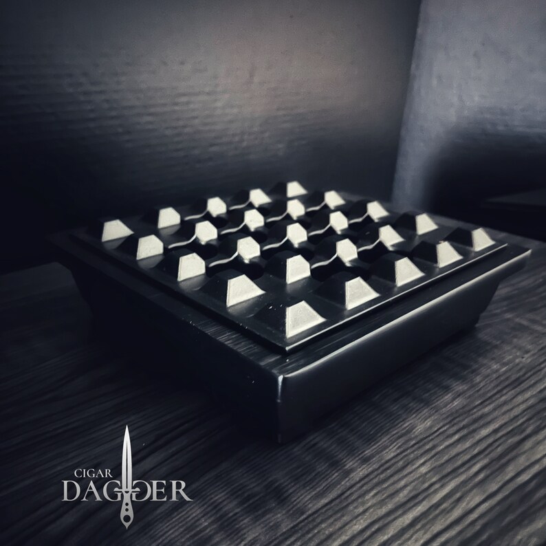 Cigar Dagger Brand Industrial Grid Cigar Ashtray in Blackout image 4