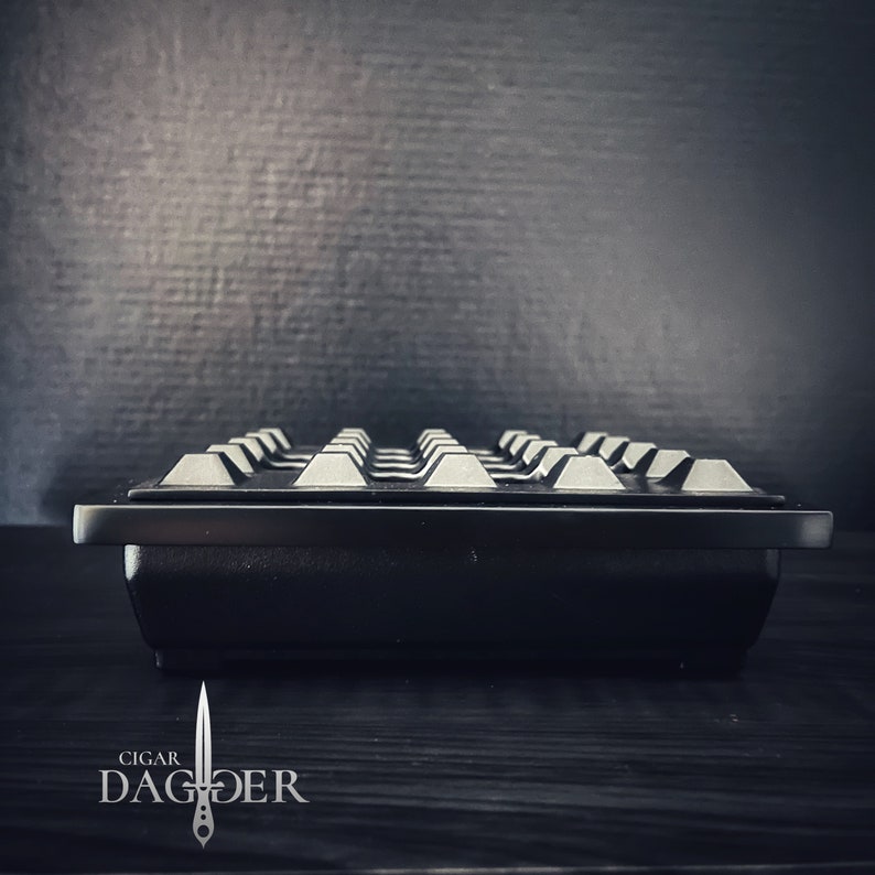 Cigar Dagger Brand Industrial Grid Cigar Ashtray in Blackout image 6
