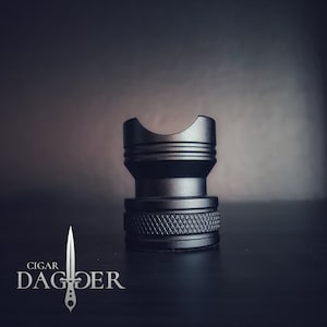 マットブラックインダストリアルシガースタンドシガーレスト