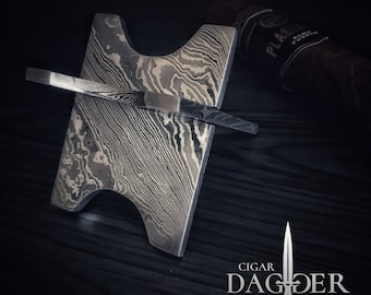 Handmade Damascus Steel Cigar Stand with Leather Sheath
