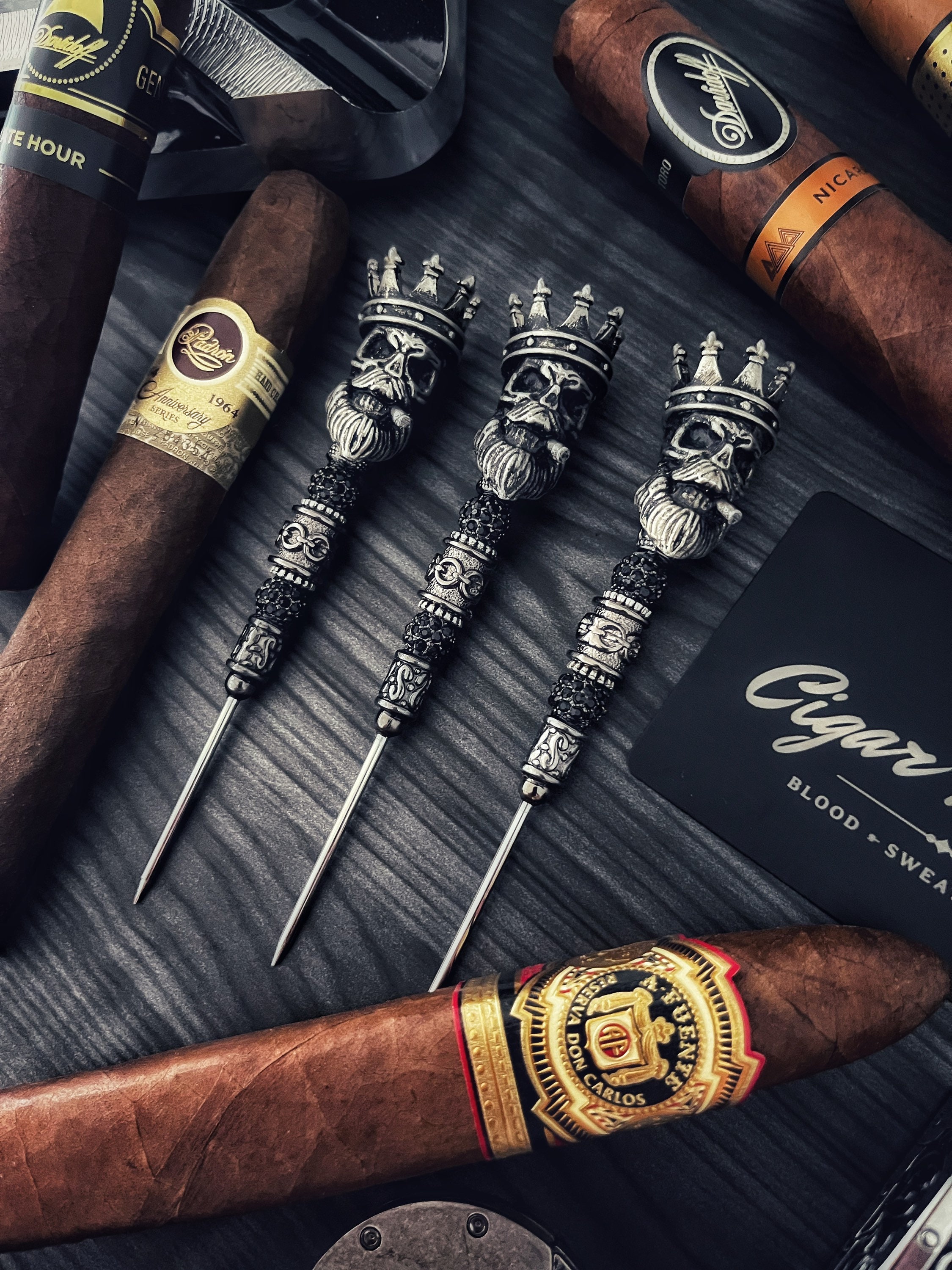 King of the Leaf Cigar Nubber Cigar Dagger Brand Etsy