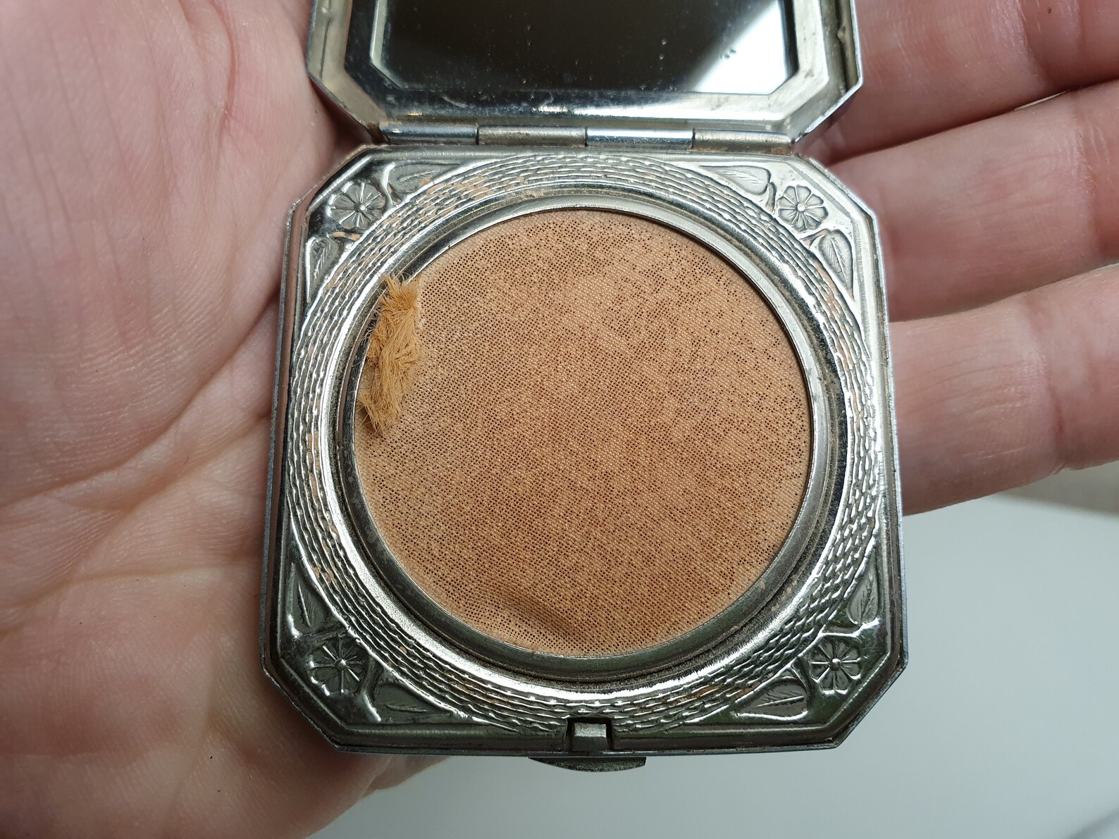 Vintage powder puff Vintage Compact Rustic Wedding Soviet Etsy