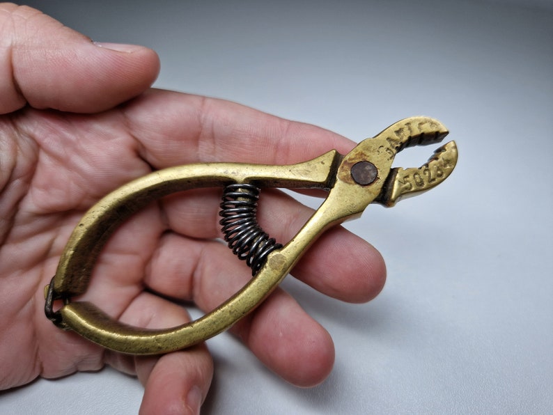 Old Bras Tool, Gantep Haci Brass Hog Nose Pliers, Turkish Spring Loaded