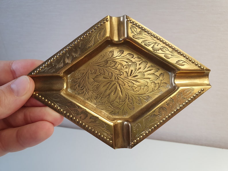 2 Vintage brass ashtrays Indian ashtray Vintage Ornate Solid Etsy