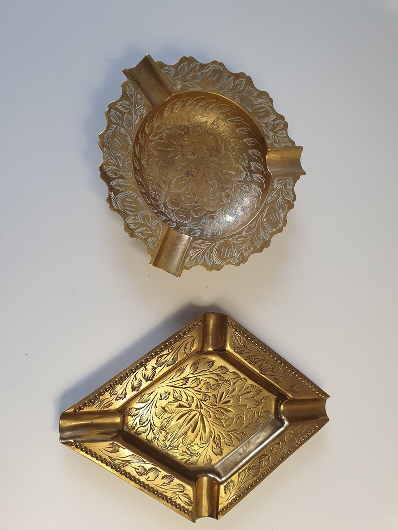 2 Vintage brass ashtrays Indian ashtray Vintage Ornate Solid Etsy
