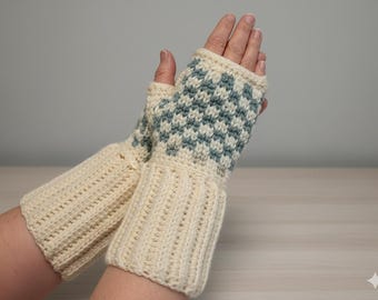 Vingerloze wanten met de hand gehaakt