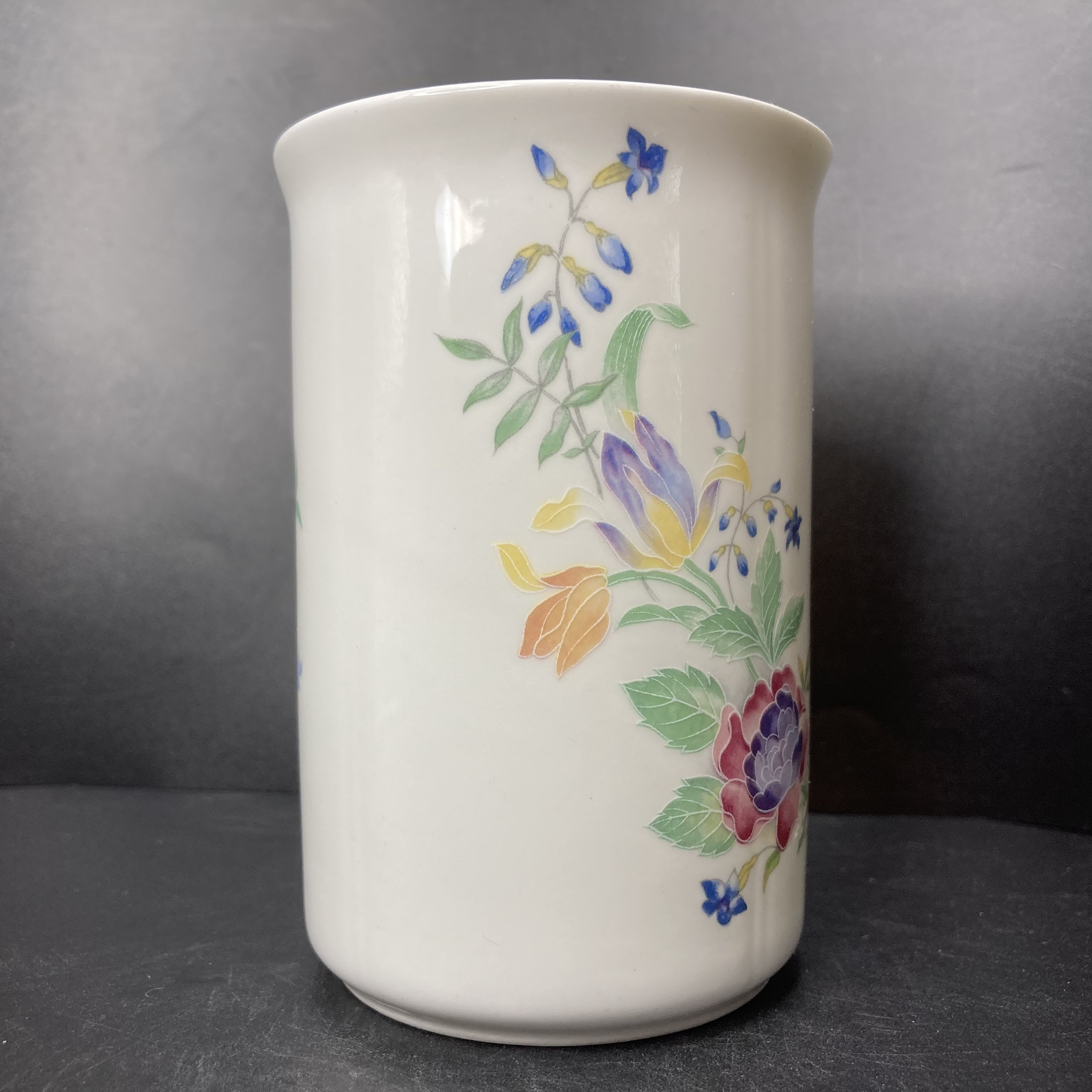 Vintage St George Albertine Rose and Other Flowers Fine Bone China