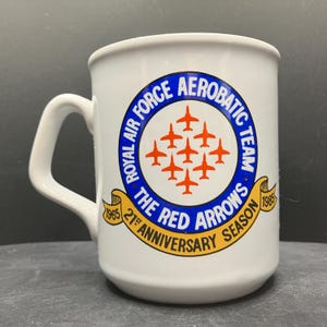 Vintage 1985 The Red Arrows Royal Air Force Aerobatic Team 21st Anniversary Season 1965-1985 Ceramic Mug Made in England