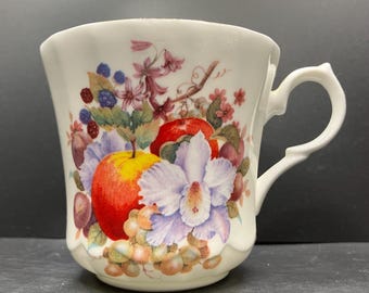 Vintage Springfield White Lily and Fruits Bone China Mug/Tea Cup Made in England *No Saucer*