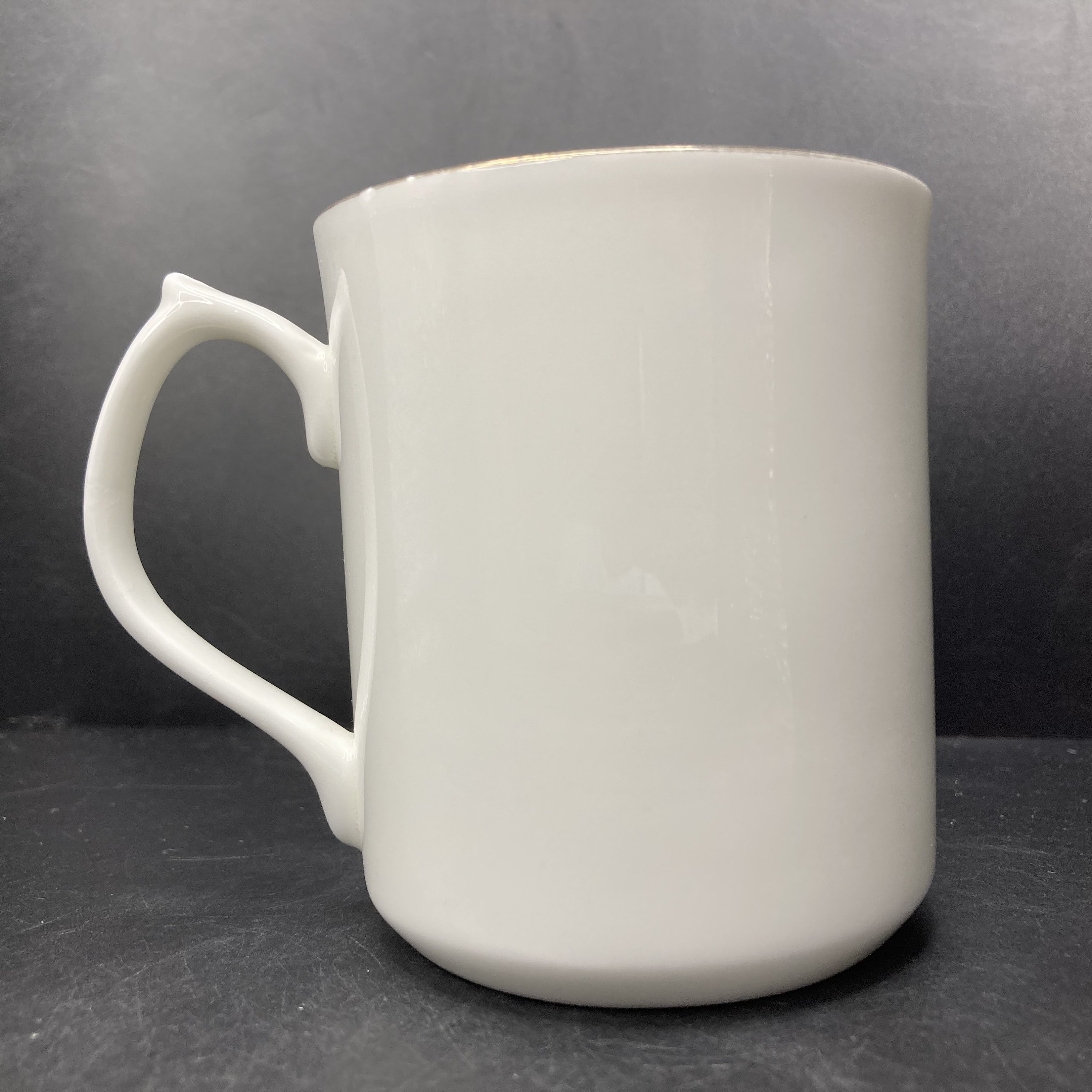 Vintage Nanrich Pottery Red Squirrel Eating Pine Cones Small Fine Bone