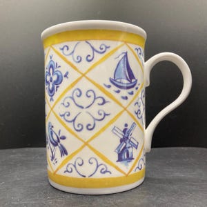 Vintage Crown Trent China Limited Delft-style Images Fine Bone China Mug Made in England