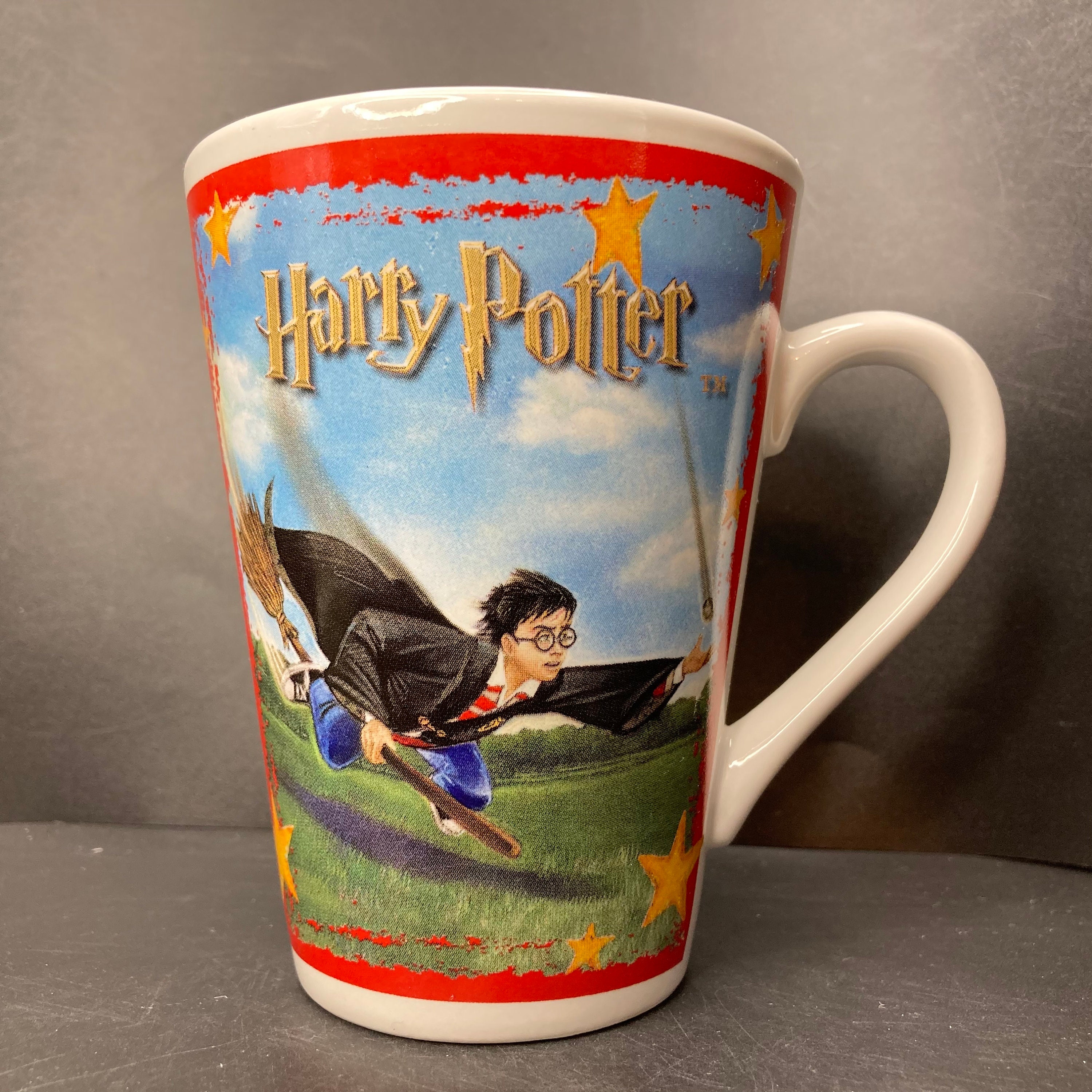 HARRY WINSTON ノベルティ 陶器 Vintage 2001 Harry Potter Quidditch Scene Harry & Ron Ceramic Mug