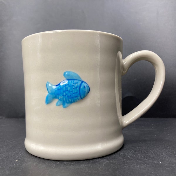 Vintage Joyye Gisela Graham London petite tasse en céramique gaufrée poisson bleu