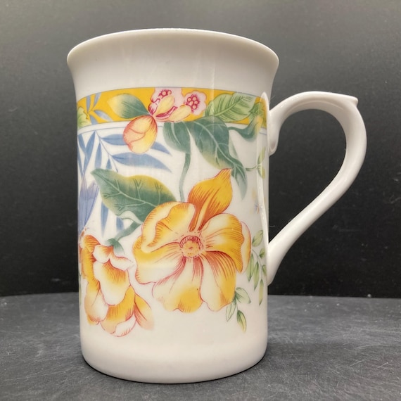Vintage Kingsbury Hibiscus Flowers & Hummingbird Fine Bone China