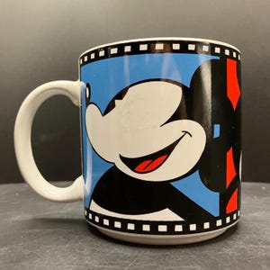 Vintage Disney Musse Pigg med filmremsa i stengodsmugg tillverkad i Japan bild 3
