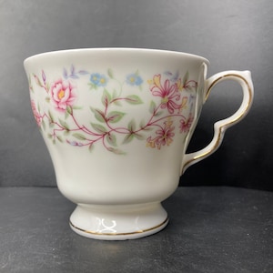 Vintage Colclough Bouquet Honeysuckle and Albertine Rose floral bone china teacup made in England *No Saucer*
