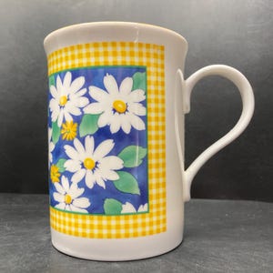 Vintage Crown Trent China Limited Daisies? Floral Fine Bone China Mug Made in England