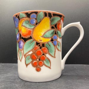 Vintage Crown Clarence Apples Pears Plums & Cherries Fine Bone China Mug Made in England