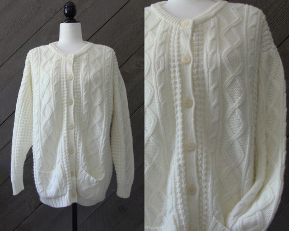 Vintage 90s Cream Cable Knit Sweater /