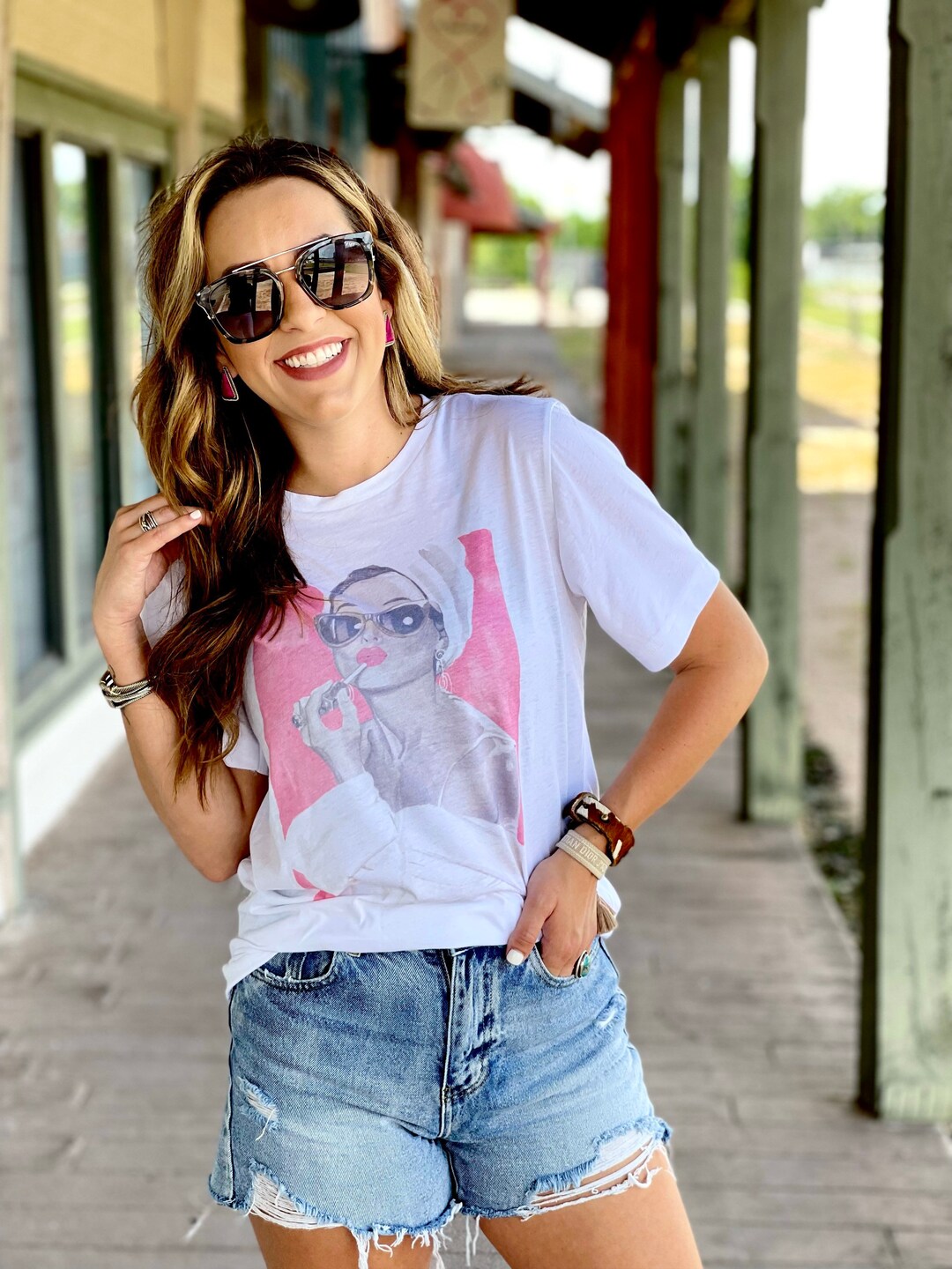 On My Way Graphic T-shirt ( Vintage Feel ) - Etsy